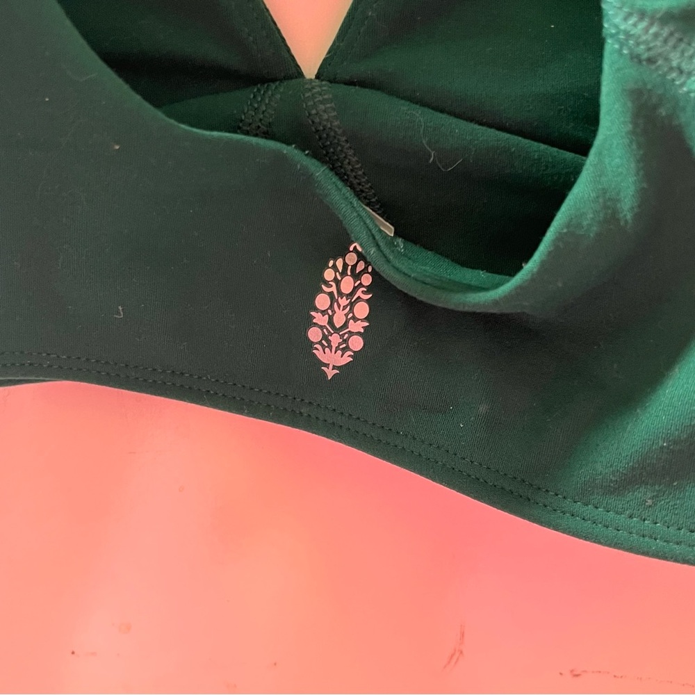 Woman’s Free People Green V-Neck Sports Bra - Picture 6 of 6
